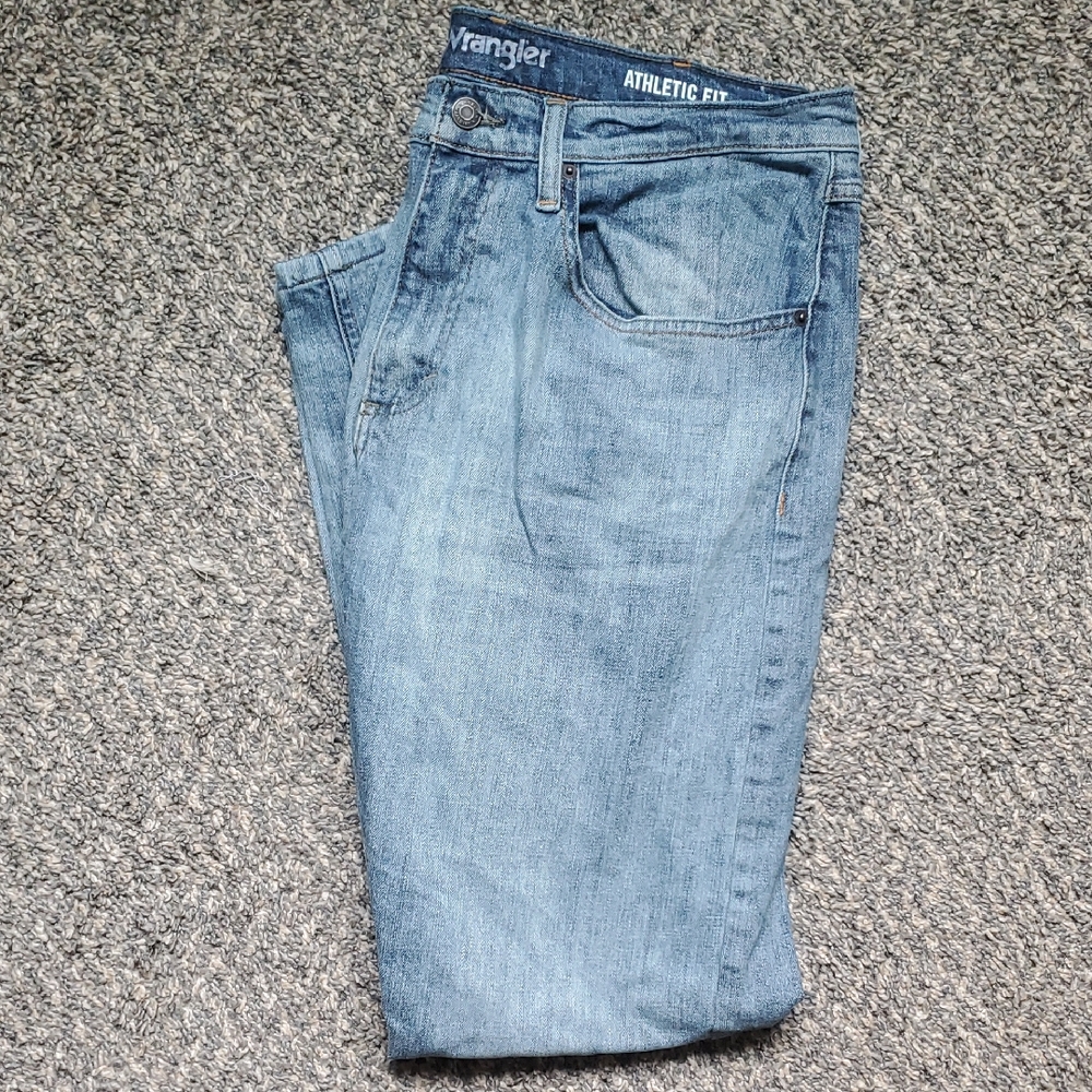 Wrangler Athletic Fit Men’s Light Blue Jeans